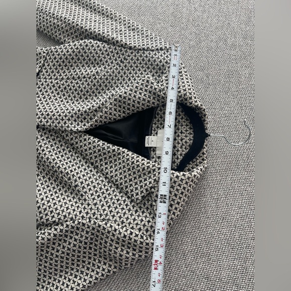 White House Black Market Black and White Cropped Blazer - Picture 8 of 16